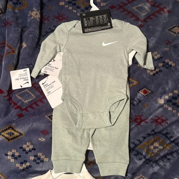 Boys 3m Nike bundle. All NWT - Picture 7 of 8